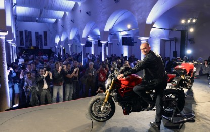 Ducati: attacco al 2014 con il Monster 1200