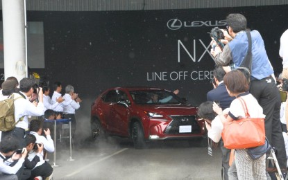 Lexus NX Hybrid: prime unità prodotte
