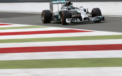 Monza: Rosberg detta il passo nelle libere 2
