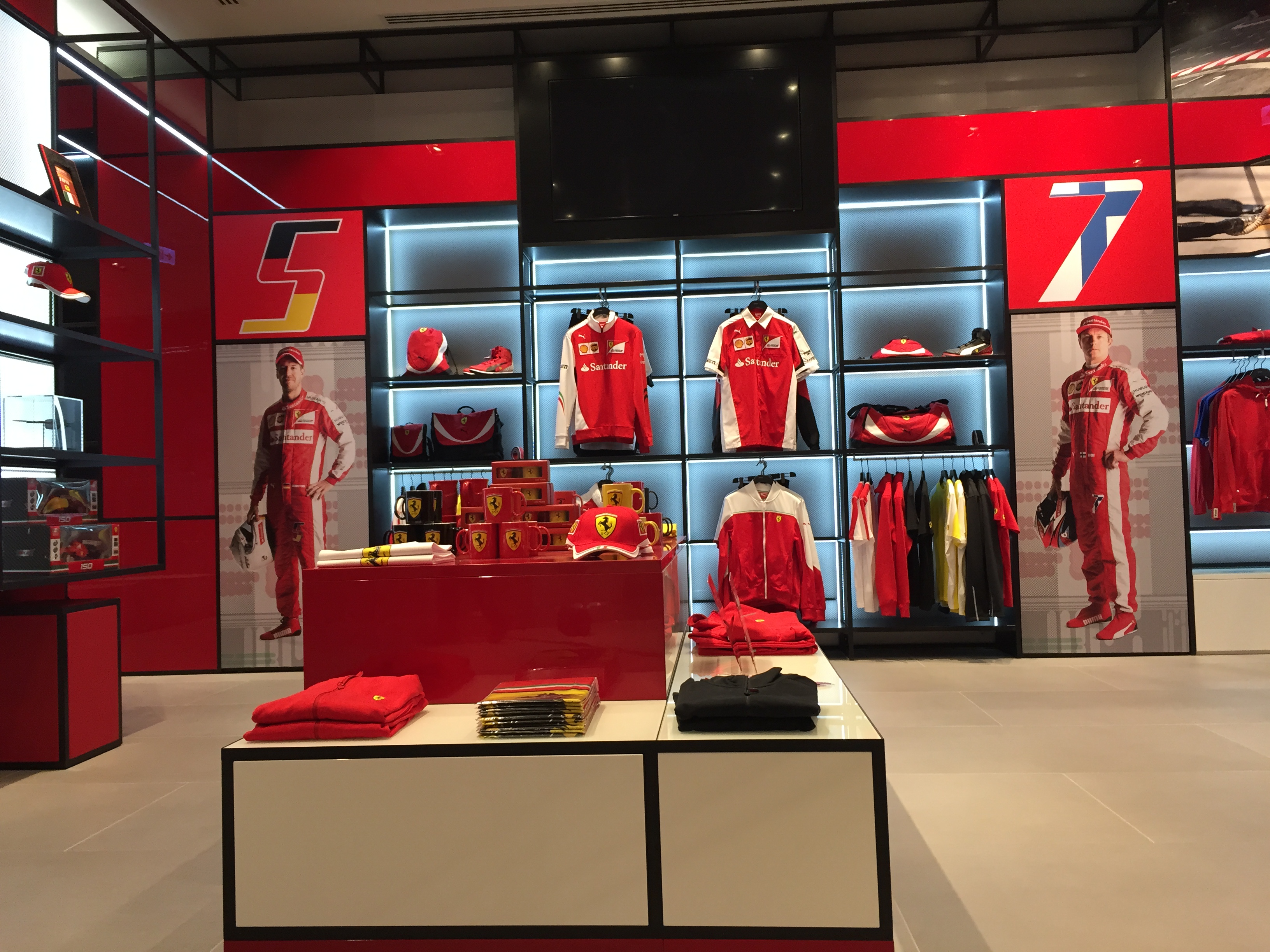Ferrari Store Интернет Магазин