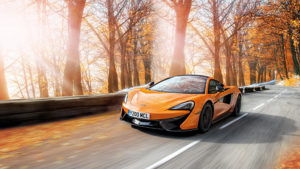 19430_01-una-mclaren-equipaggiata-per-l-inverno