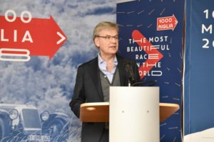 phoca_thumb_l_conferenza stampa ginevra_franco gussalli beretta