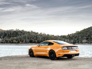 2018FordMustang_Orange_Fury_011