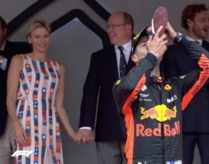 mon gara DeNoV80XcAAALqX