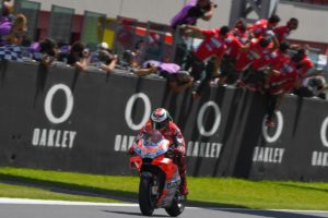 5ng_2976a.gallery_full_top_fullscreen