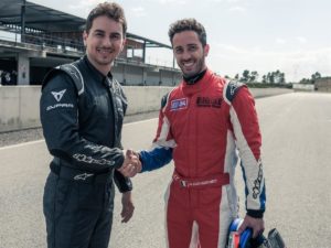 media-Dovizioso e Lorenzo al volante della CUPRA TCR (2)
