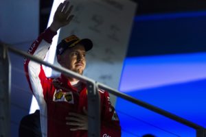 180032_sin vettel podio
