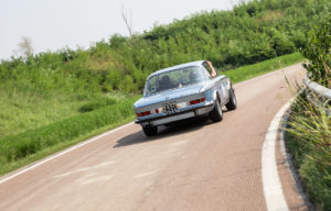 P90322313_highRes_bmw-3-0-csl-72-at-th