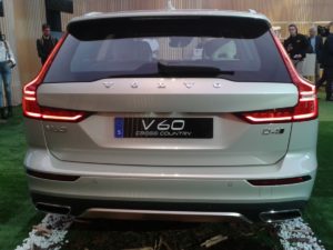 volvo V60 cross country