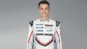 23627_01-the-rookie-and-the-expert