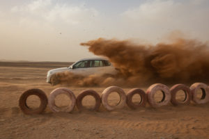 P90329953_highRes_bmw-monza-sahara-11-