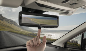 19levorg-smart-rear-view-mirror