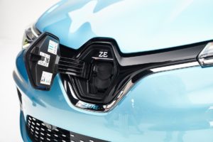 Nuova ZOE – Il piacere della guida 100 % elettrica assume una nuova dimensione