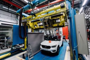Volvo Cars and POC develop world-first car-bike helmet crash test