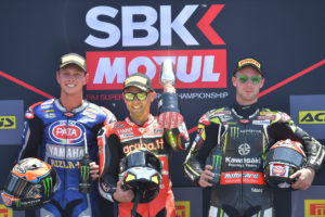 worldsbk-race-1-podium