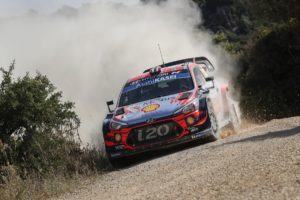 Gabriele_Tarquini_Hyundai_i20_Coupe_WRC (4)
