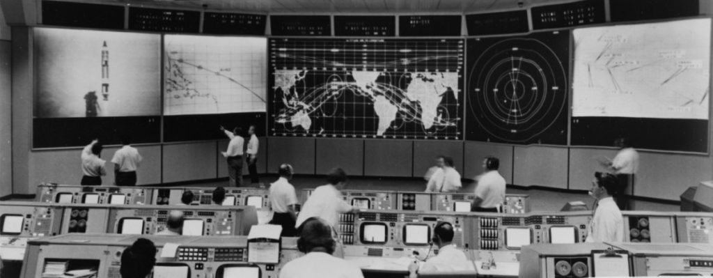 Space Oddity 2(1) ford luna