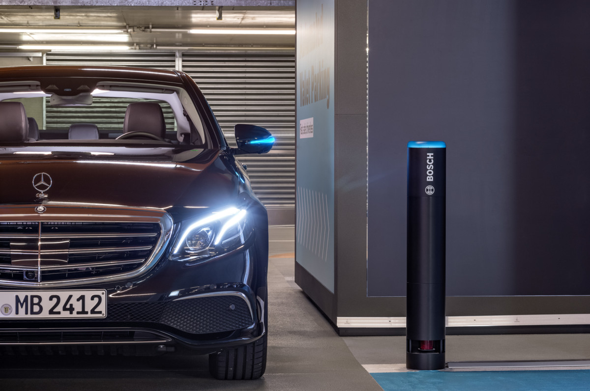 Bosch e Daimler: ok per il parcheggio autonomo senza supervisione
