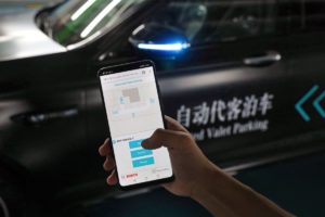 Daimler und Bosch präsentieren erstmalig fahrerloses Parken in China Daimler and Bosch jointly premiere Automated Valet Parking in China