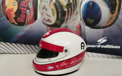 Il casco di Regazzoni in edicola: una rarità da collezione