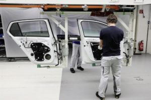 media-La Volkswagen avvia la ripresa graduale della produzione_DB2020AL00464