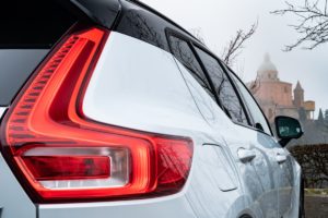 Volvo XC40 Recharge Test Drive – T5 PLUG-IN HYBRID GLACIER SILVER – STATICHE