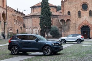 Volvo XC40 Recharge Test Drive – T5 PLUG-IN HYBRID GLACIER SILVER – STATICHE