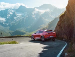 FORD_MUSTANG_MACH-E_05-LOW