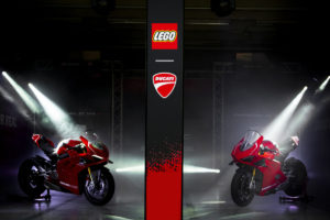 DUCATI_LEGO_014OK_UC171261_High