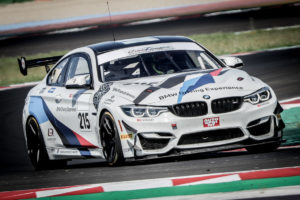 P90391419_highRes_bmw-m4-gt4-bmw-team-