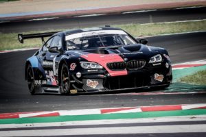 P90391489_highRes_bmw-m6-gt3-bmw-team-