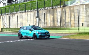 renault clio cup