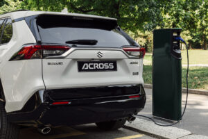 SUZUKI ACROSS PLUG-IN – STATICHE (4)