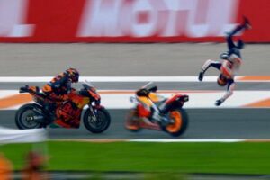 w-4ndbuitsg9cwr-isbofw_thumb_d4.small