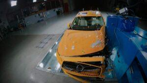 Volvo S90 Small Overlap Crash Test
