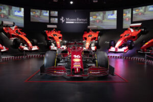 200070-f1-scuderia-ferrari-1000-GP-349×233