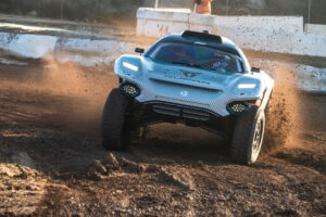 CUPRA-shows-its-more-radical-racing-side-in-the-Extreme-E-official-tests_01_HQ