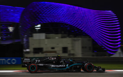 Bottas, Hamilton e Verstappen nello strano venerdì di Abu Dhabi