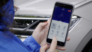 Car and smartphone merge into one: Touareg now parks by remote c
