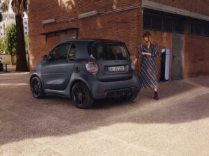 smart EQ fortwo edition bluedawn