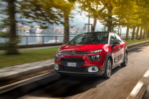 NUOVA CITROËN C3 PER VIAGGIARE IN TUTTA SICUREZZA IN CITTA (3)