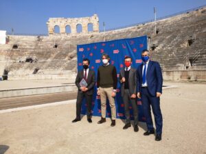 bb04d319-002a-4b1b-a8c8-1a3ca7f8ce3f