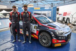 p1 da dx Andrea Crugnola e Pietro Elia Ometto Hyundai i20 R5 HRTI 2021