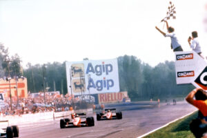 20121-f1-scuderia-ferrari-michele-arboreto-2021