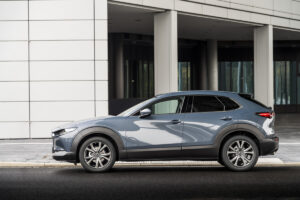 2021-Mazda-CX-30-Polymetal-Grey,-Static-04