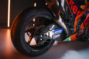 KTM_Rear-braking-system-low