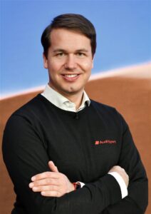 media-Julius Seebach