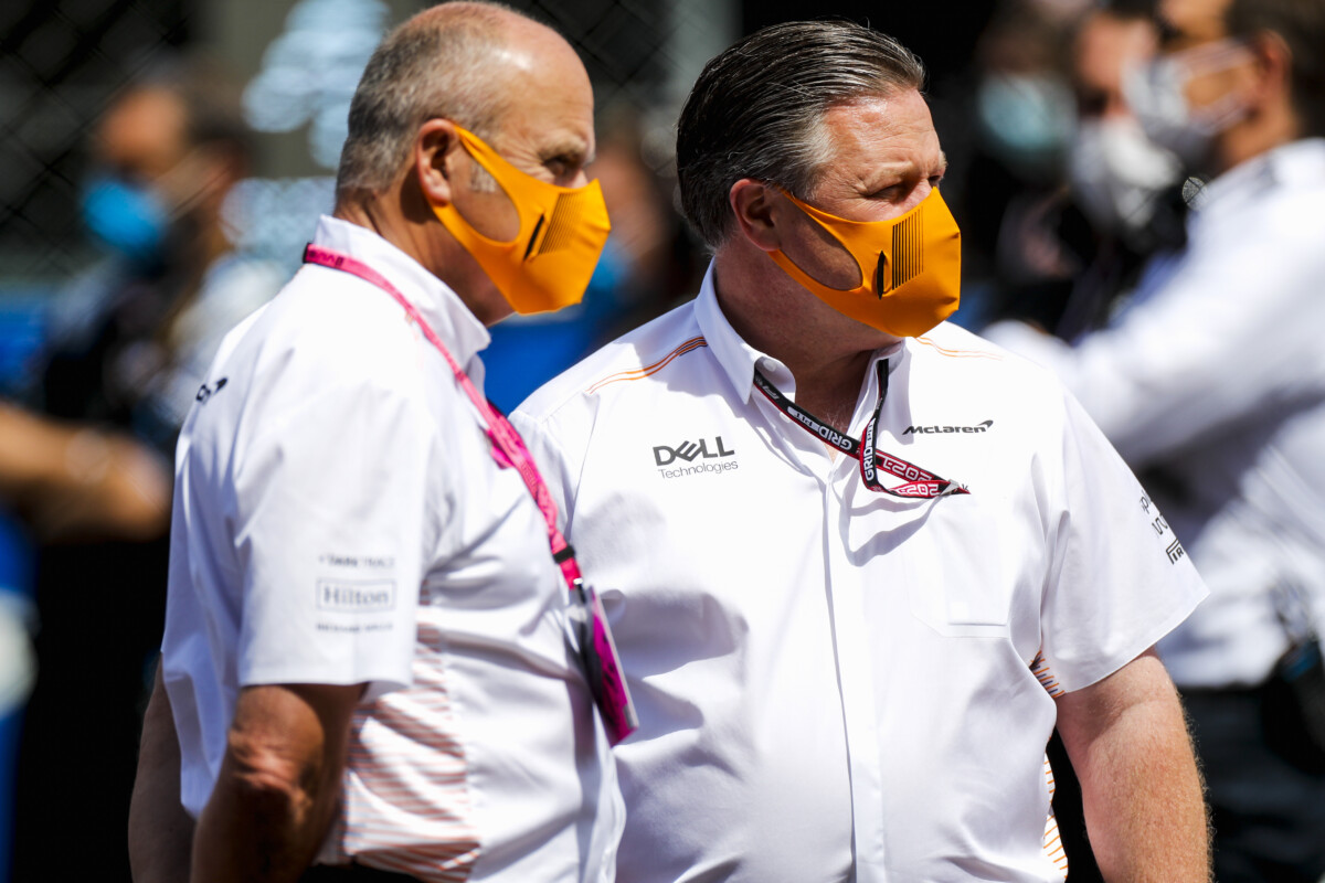 McLaren: tre membri del team positivi al Covid-19, incluso Zak Brown