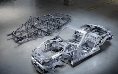 Scocca completamente nuova per la futura Mercedes-AMG SL