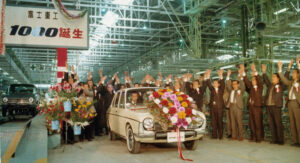 subaru-1000-launch-1966